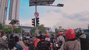 Pemkot Surabaya Bakal Kurangi Durasi Lampu Merah Demi Tekan Polusi Udara