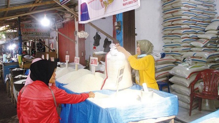 Pedagang Di Ponorogo Keluhkan Harga Penjualan Beras Terus Meningkat