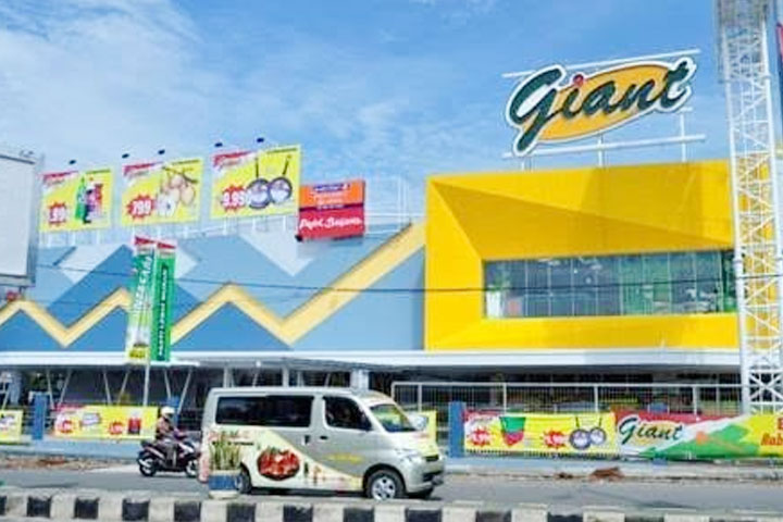 Mulai Hari ini Seluruh Gerai Giant Tutup Permanen