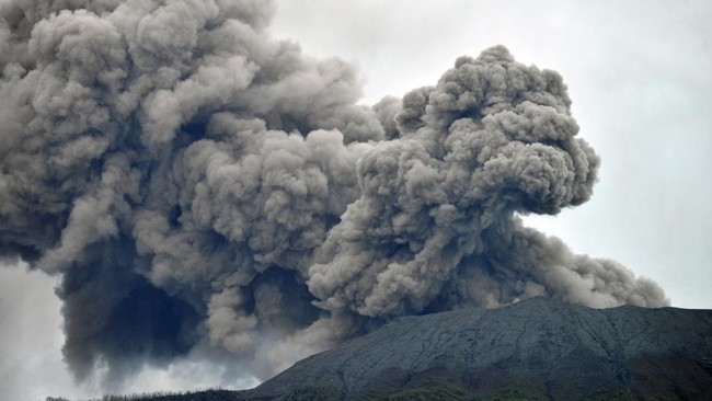 11 Pendaki Gunung Marapi Dinyatakan Meninggal Dunia Imbas Erupsi