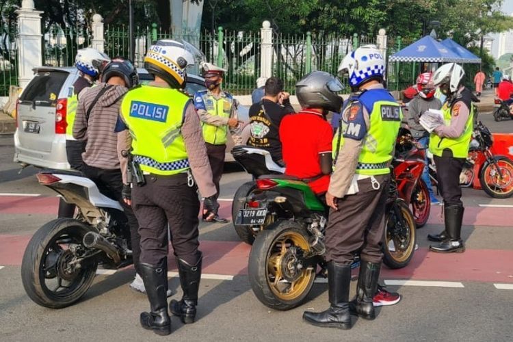 Ratusan Sepeda Motor Dirazia Karena Pakai Knalpot Brong