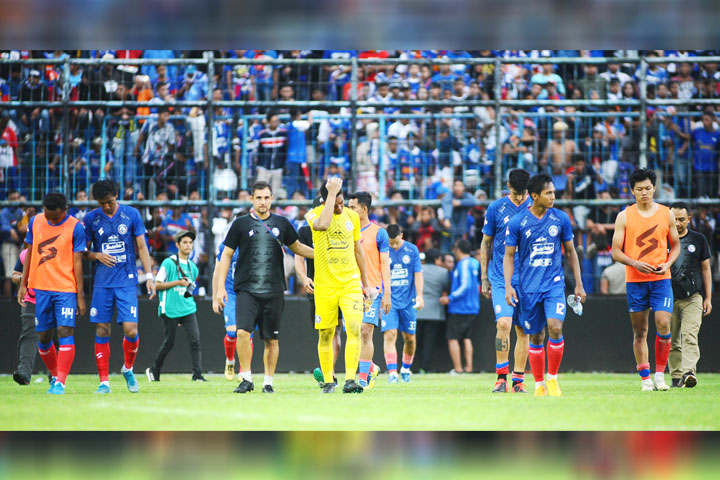 Arema vs Persib Masih Terbanyak