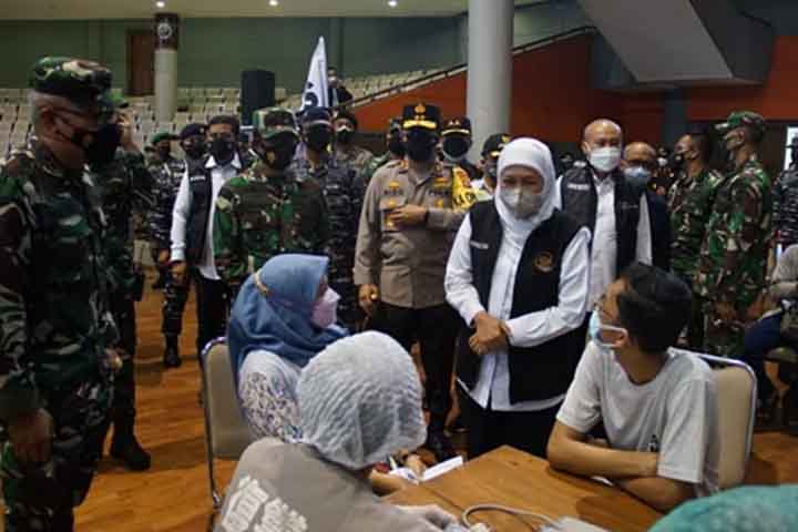 Forkopimda Jatim Kunjungi Serbuan Vaksin di UM