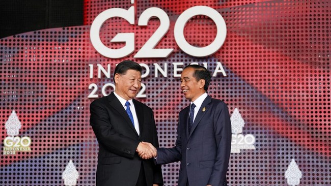 Presiden Ri Temui Xi Jinping Di Chengdu Menandai 10 Tahun Kerjasama Indonesia – China 