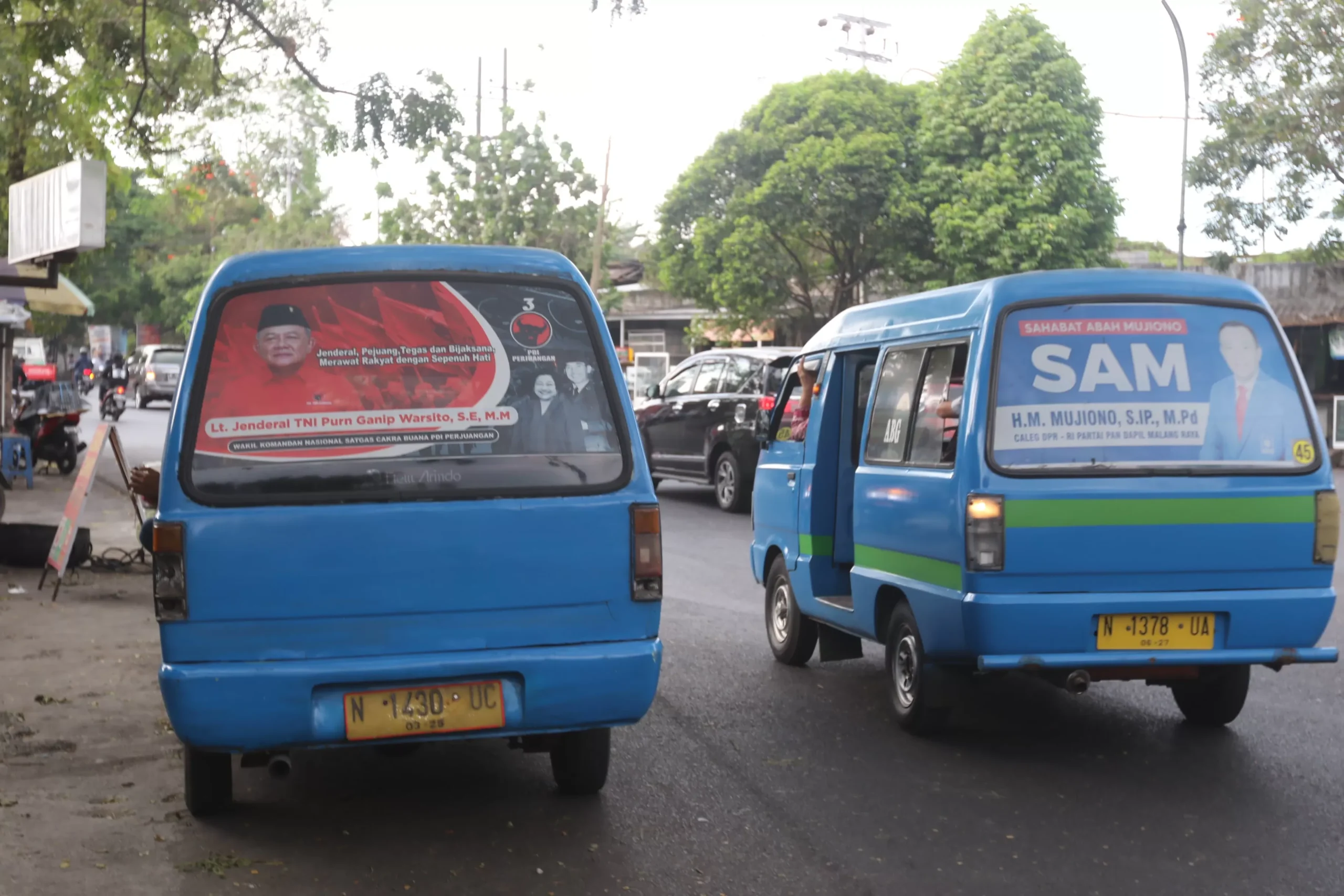 Masih Belum Ada Aturan di Tingkat Daerah Soal Larangan Alat Peraga Kampanye di Kendaraan Umum