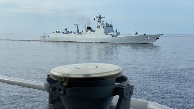 Filipina Menuduh China Menembakkan Meriam Air Ke Kapal Miliknya 