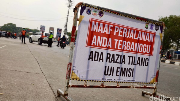 Polisi Hapus Tilang Uji Emisi Karena Warga Protes