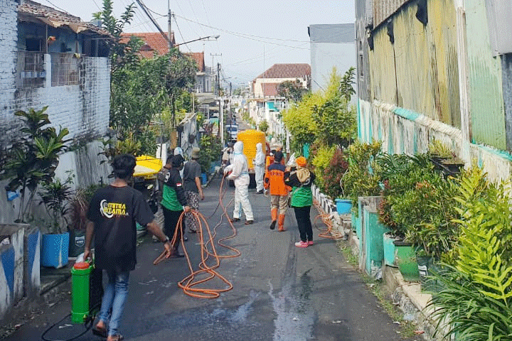 Permintaan Semprot Desinfektan di Batu Meningkat