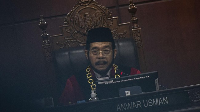 Advokat Sebut Ketua MK Melanggar Kode Etik Soal Putusan Usia Capres – Cawapres