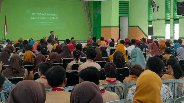 Walikota Malang Minta Semua Koperasi Sekolah Tidak Menjual Seragam Melebihi Harga Pasaran 