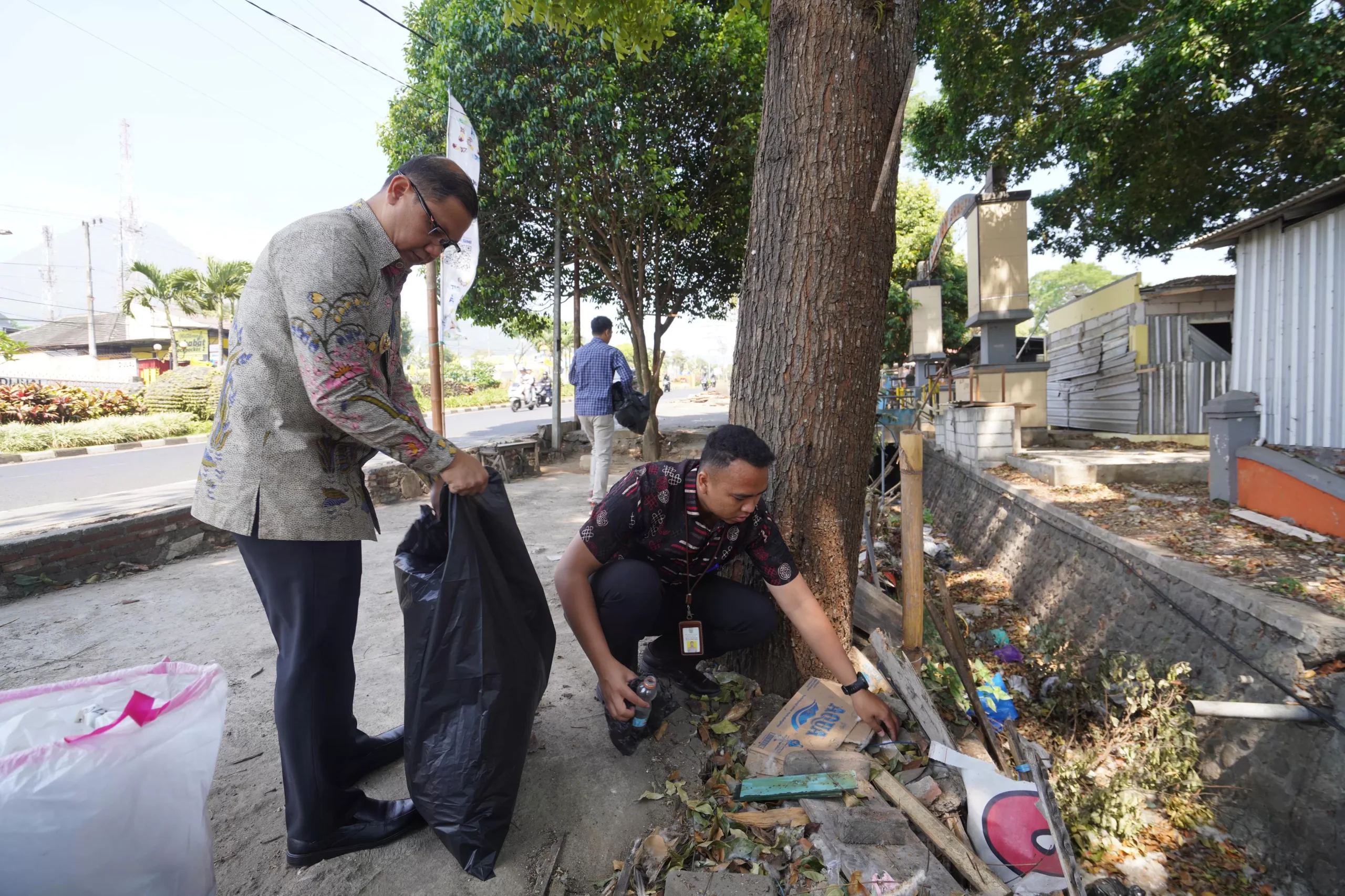 Banyak Sisa Lapak Di Pasar Relokasi Jalan Sultan Agung Batu 