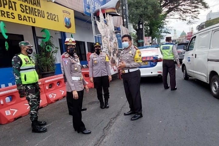 Ada 706 Kendaraan Dipaksa Balik Kucing dari Kota Batu