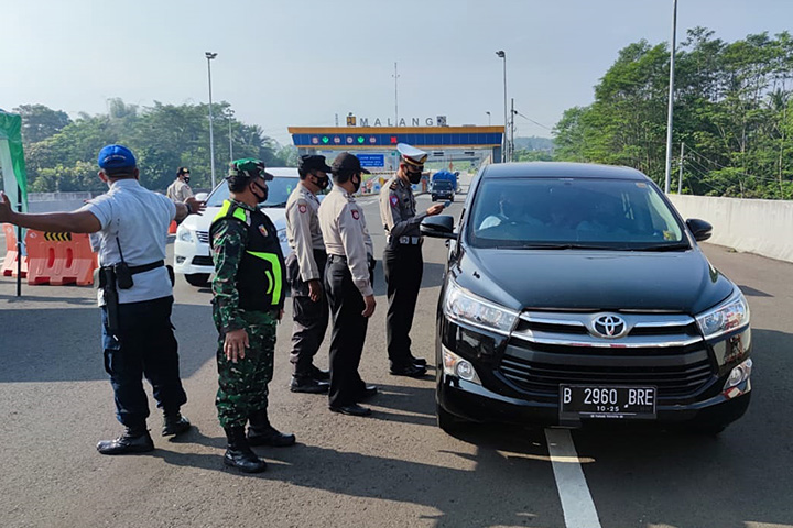 Hari Terakhir Pengetatan, Kendaraan Luar Kota Masih Diputarbalik