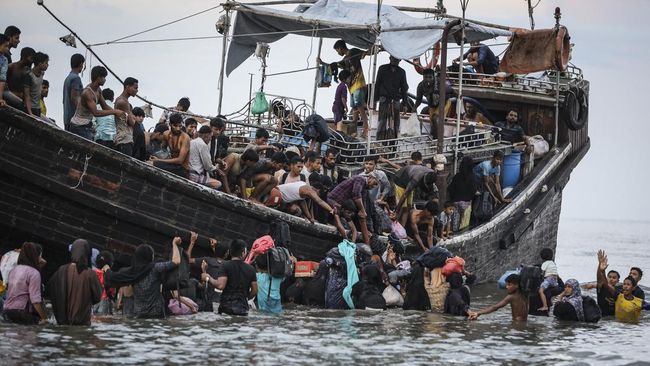 Penyelundup Rohingya Ke Aceh Mengaku Dibayar 9,8 Juta Sekali Antar