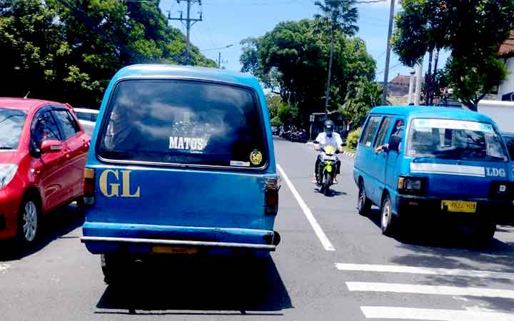 Sistem Contra Flow Angkot di Jalur Satu Arah Kayutangan Dikaji Ulang