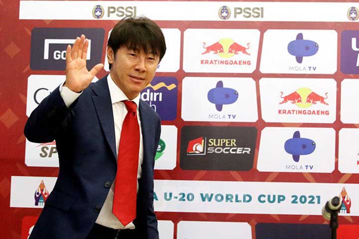 Shin Tae Yong Taklukkan Pelatih Timnas Vietnam 8 Kali, Terulang Malam Ini?