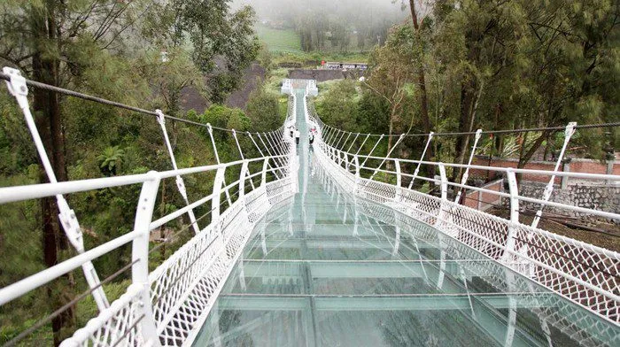 Jembatan Kaca Seruni Point Bromo Dipastikan Aman