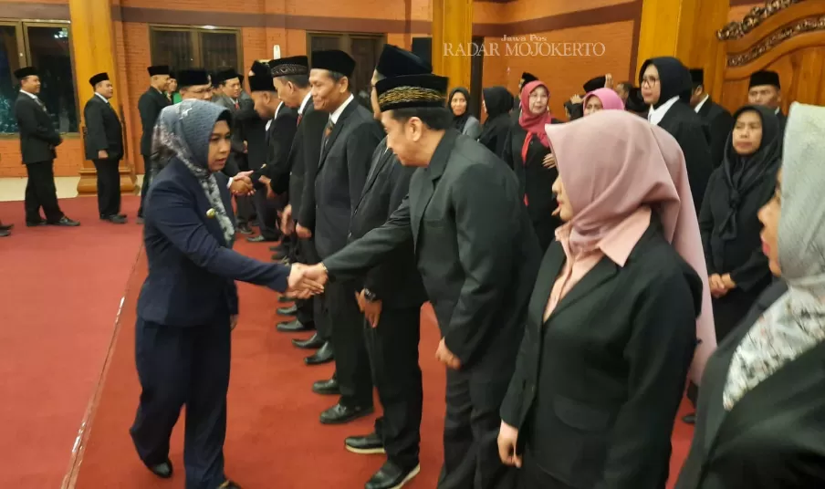 Wali Kota Mojokerto Mutasi Puluhan Pejabat Jelang Masa Jabatan Berakhir